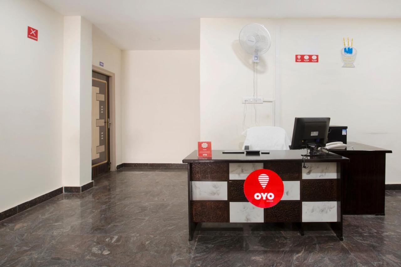 Oyo 9936 Elite Inn Hajdarabad Zewnętrze zdjęcie