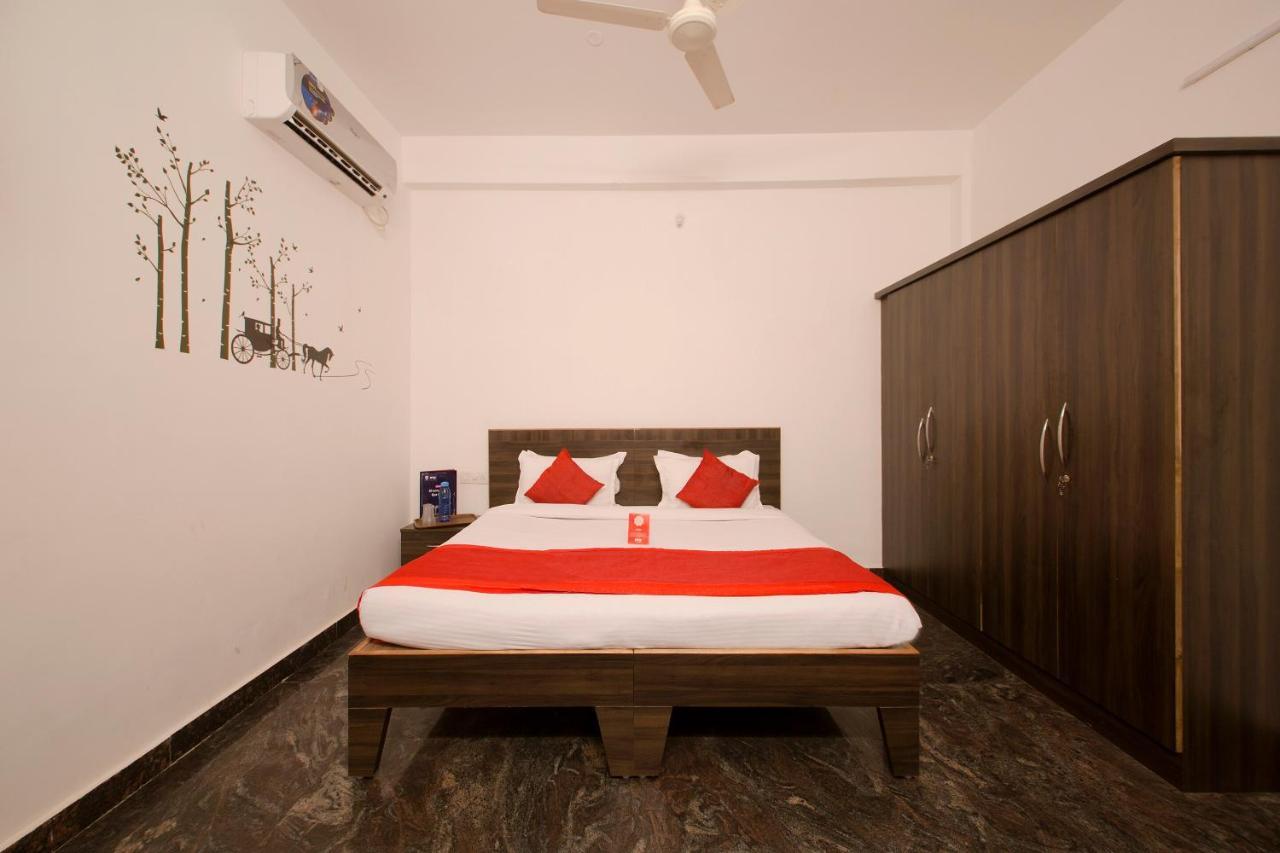 Oyo 9936 Elite Inn Hajdarabad Zewnętrze zdjęcie
