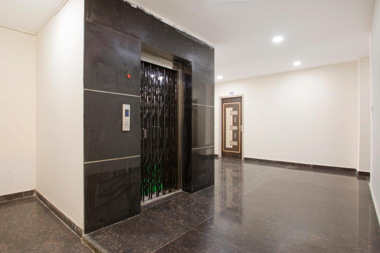 Oyo 9936 Elite Inn Hajdarabad Zewnętrze zdjęcie