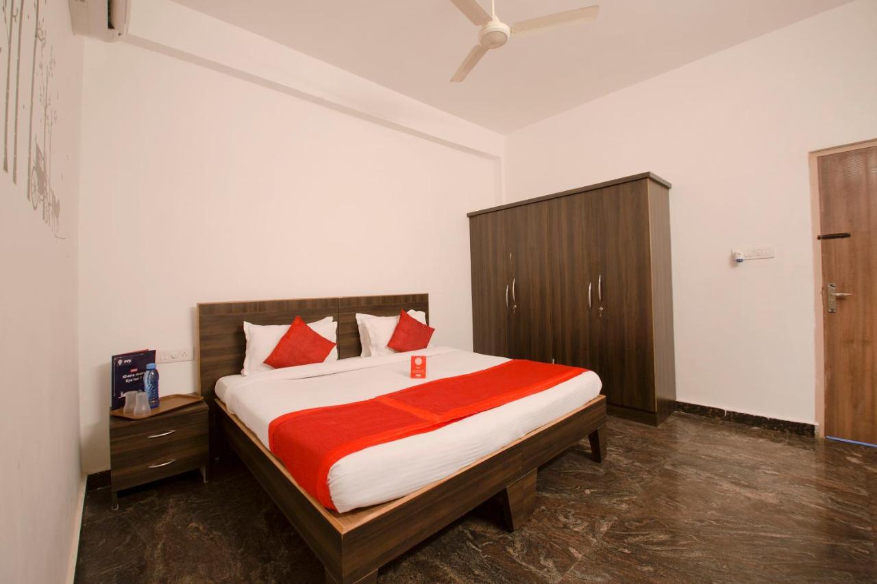 Oyo 9936 Elite Inn Hajdarabad Zewnętrze zdjęcie